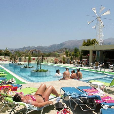 Nikos Hotel マリア エクステリア 写真