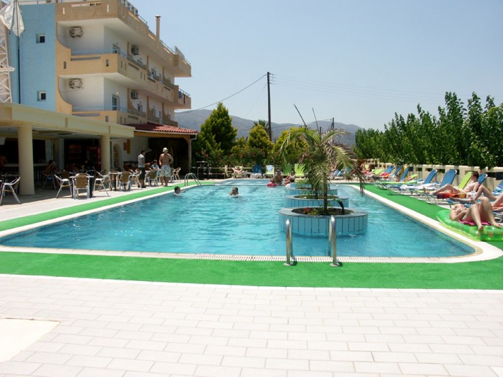 Nikos Hotel マリア エクステリア 写真